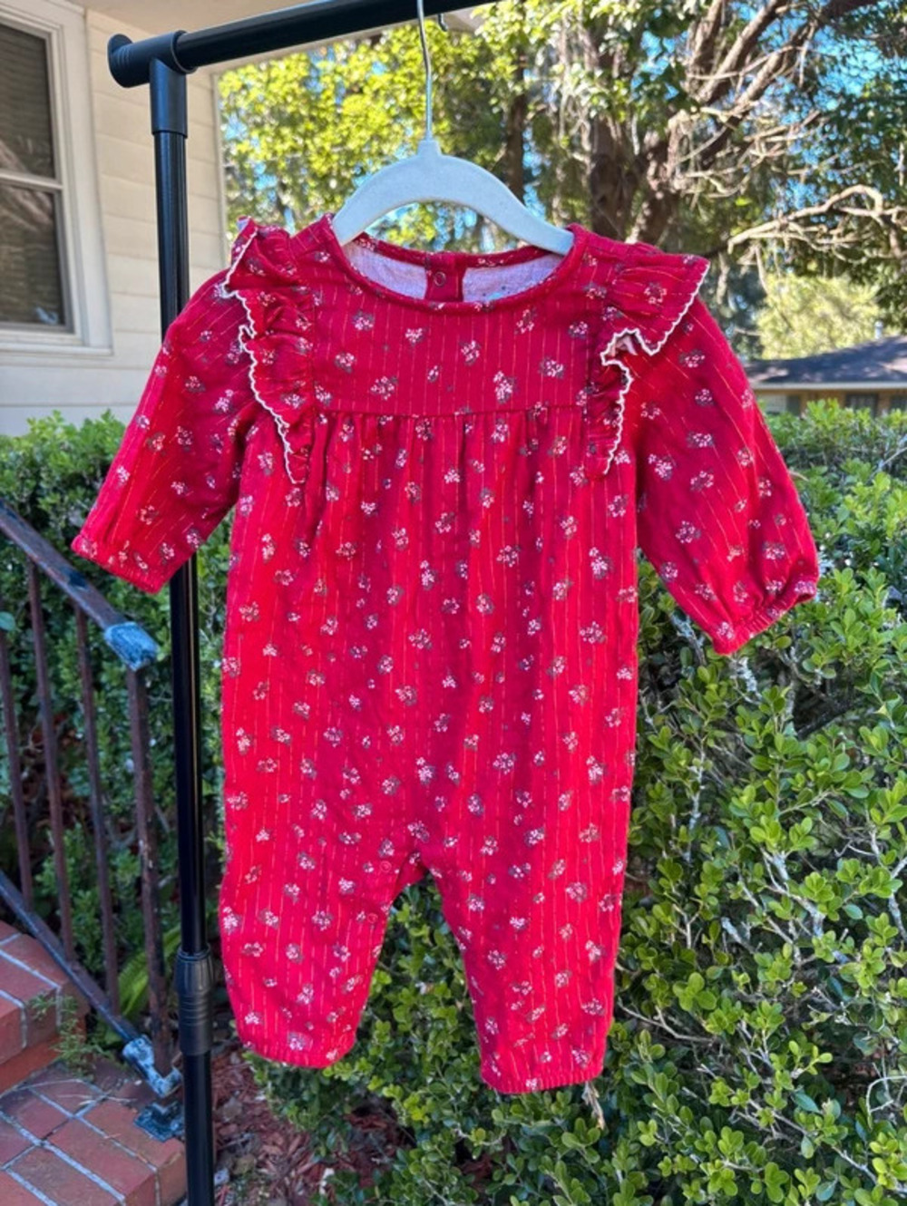 Cloud Island Red Floral Ruffle Romper 3–6M Christmas Holiday Baby Outfit